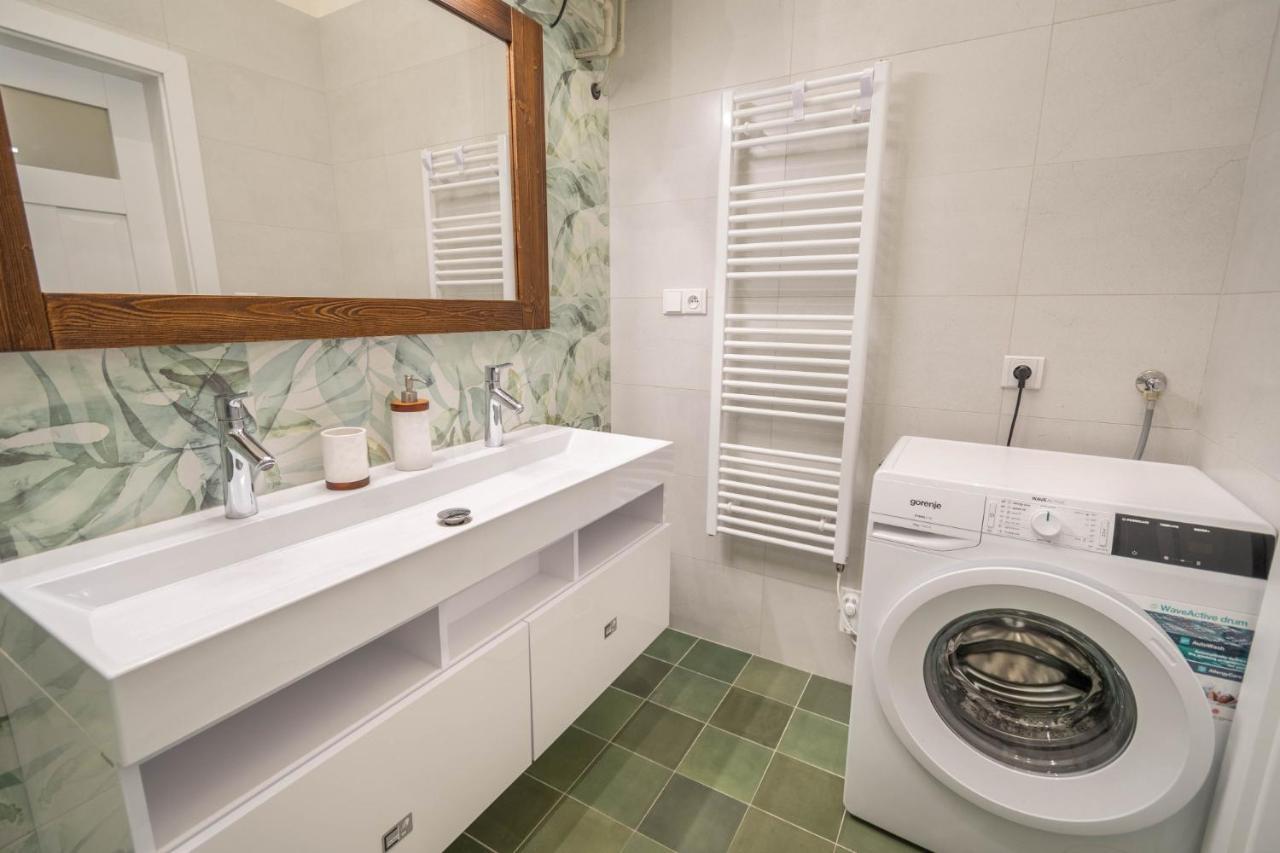 Dlazdena Apartments براغ المظهر الخارجي الصورة