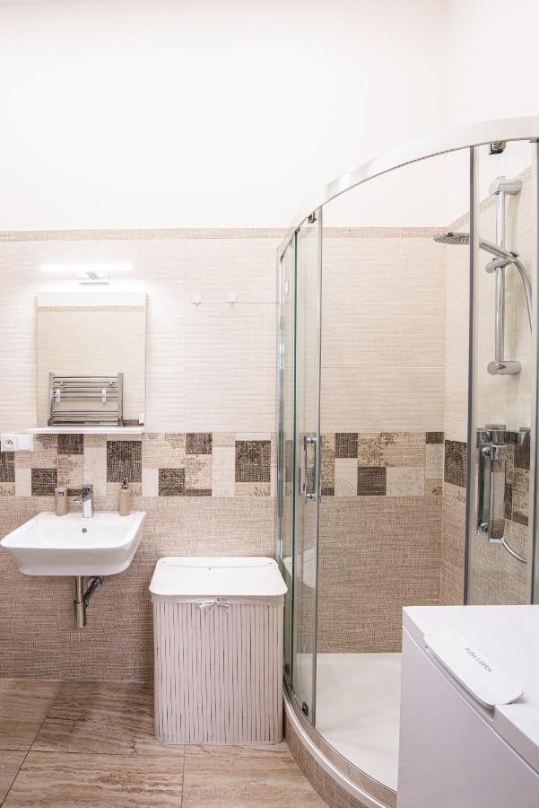 Dlazdena Apartments براغ المظهر الخارجي الصورة