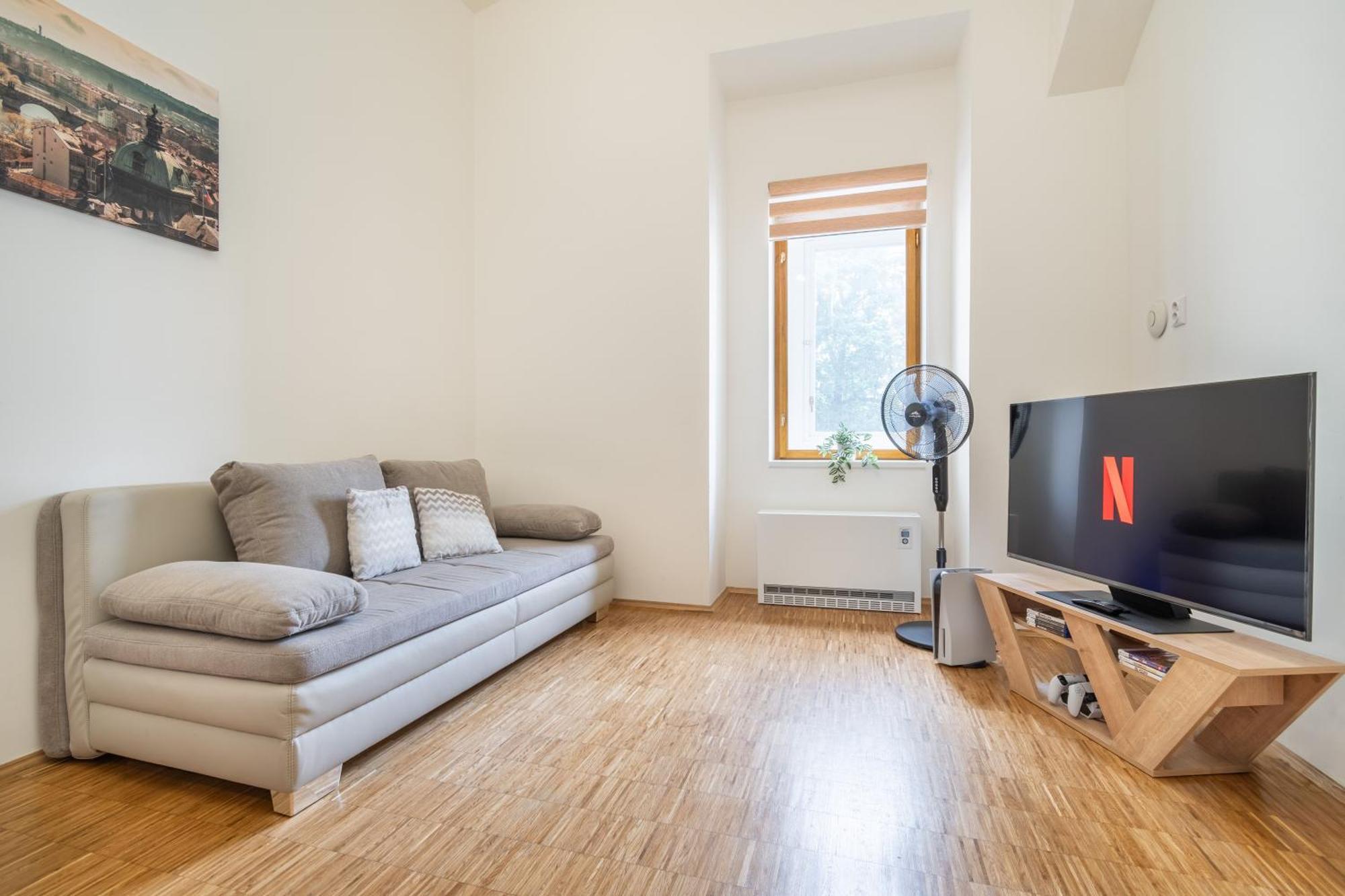 Dlazdena Apartments براغ المظهر الخارجي الصورة